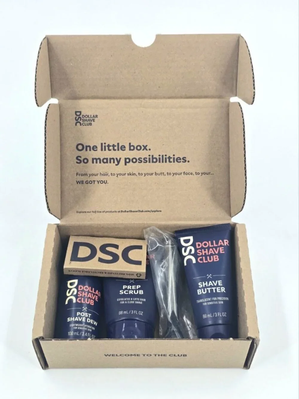 Dollar Shave Club Ultimate Shave Set 4 Refills & Handle + Scrub + Cream + Dew